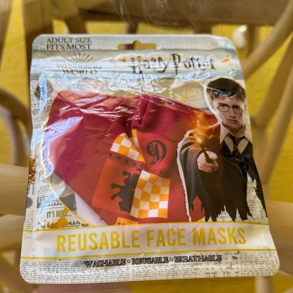 Harry Potter Wizarding World Face Mask NWT Washable Reusable